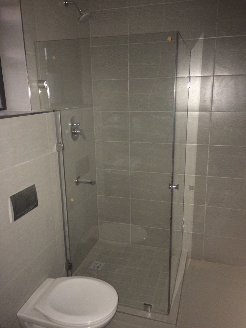 frameless shower doors